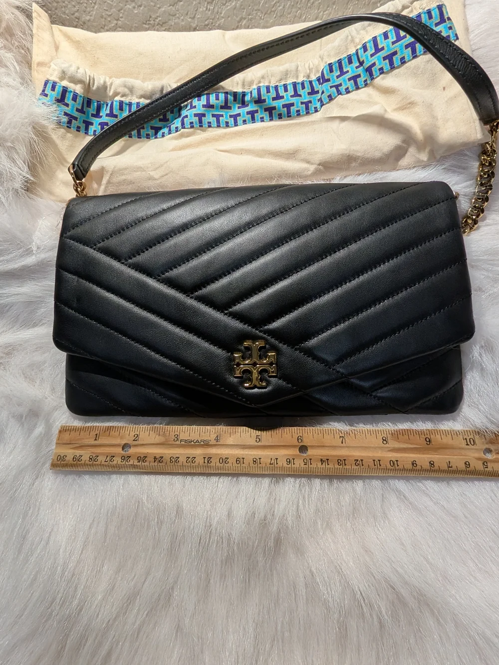 Tory Burch Black Quilted Leather Shoulder Bag - Picture 11 of 12